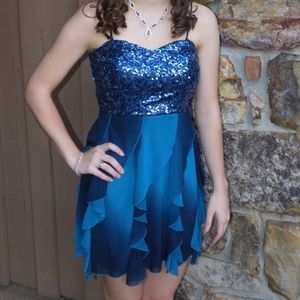 Juniors 5 Formal Short Dress Sequin Top Ombre Blue Ruffles Windsor Speechless